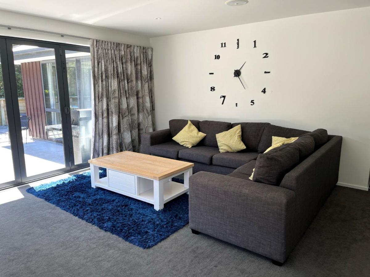 32 Rutherford Crescent هانمر سبرينغز المظهر الخارجي الصورة